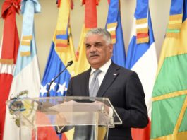 Canciller Miguel Vargas anuncia Bahamas liberará a 45 pescadores dominicanos