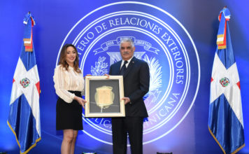 MIREX reconoce a arqueóloga dominicana Kathleen Martínez