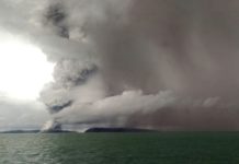 Indonesia eleva el nivel de alerta por el volcán causante del tsunami