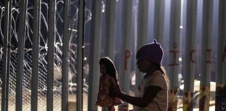 Caravana de migrantes: una niña de Guatemala muere tras cruzar la frontera de EE.UU. con su padre y entregarse a la Patrulla Fronteriza