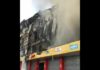 Incendio consume sucursal L&R Comercial en Herrera