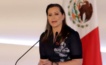 México: Muere la gobernadora de Puebla y su esposo en accidente aéreo