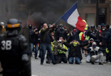Francia a Trump: «No participamos en los debates de EE.UU., deje que nuestra nación viva su vida»