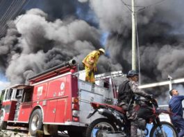 La Capital de luto: Muertos en tragedia Polyplas suman 4 muertos, heridos se acercan a 80, sigue búsqueda de desaparecidos