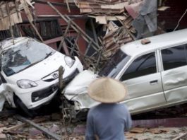 Tsunami en Indonesia: cómo un volcán puede generar una ola mortal