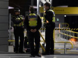 Policía británica investiga el ataque con cuchillo en Mánchester como «terrorista»