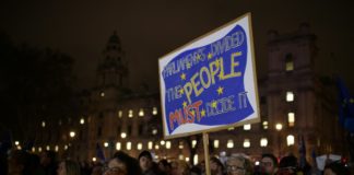 Tras votar por el Brexit, los arrepentidos piden dar marcha atrás