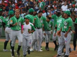 Las Estrellas dominan a los Toros y se acercan a la corona