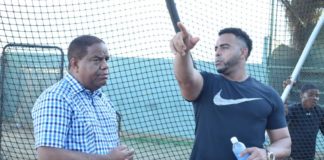 Obras del pelotero Nelson Cruz impactan en Montecristi