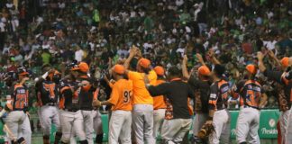 Mateo y Valdez lideran explosiva ofensiva para primera victoria de los Toros