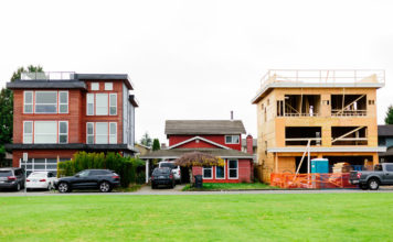 Canadá debate si los bebés de los turistas deben tener derecho a la nacionalidad