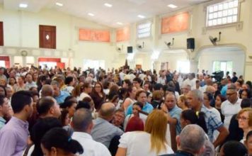 Sepultan restos hermano monseñor Freddy Bretón