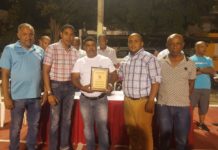 Azul y Negro triunfan en la apertura del 6to Torneo de Baloncesto Retirados