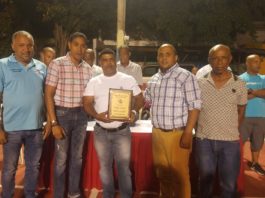 Azul y Negro triunfan en la apertura del 6to Torneo de Baloncesto Retirados