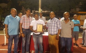 Azul y Negro triunfan en la apertura del 6to Torneo de Baloncesto Retirados