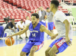 RD define sus 12 para el partido contra Venezuela