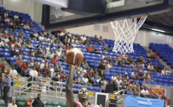 Robert Glenn inspira al Plaza y otorgan segunda derrota al GUG