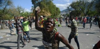 EEUU retira de Haití a su personal no esencial