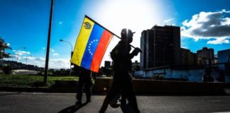 ¿Quién está comprando el petróleo venezolano tras las sanciones de Estados Unidos?