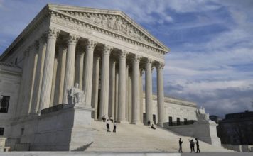 El Supremo avala la detención de inmigrantes con antecedentes penales