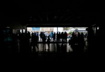 Continúa el apagón masivo en Venezuela: hay cacerolazos contra el régimen y Guaidó condenó la «ineficiencia del usurpador»