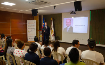 ADOPEM y UNEV realizan ciclo de charlas de «Finanzas para Jóvenes»