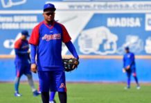 Erick Aybar por segundo año con Acereros de Monclova
