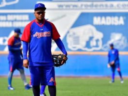 Erick Aybar por segundo año con Acereros de Monclova