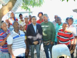 Omar Guevara recibe el apoyo de la Asociación de Pescadores del Río OZAMA y Mar Caribe (APROMAR)