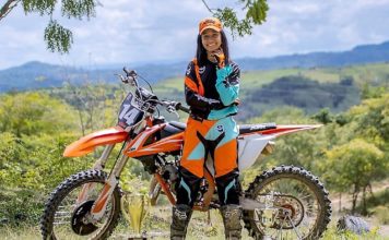 Jossiely Brito esta lista para el campeonato nacional de motocross