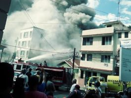 Fuego daña parte de la casa de la familia Balaguer, en Santiago de los Caballeros