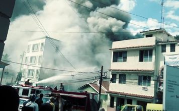 Fuego daña parte de la casa de la familia Balaguer, en Santiago de los Caballeros