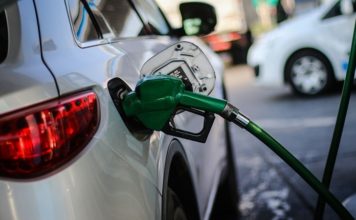 Por Semana Santa, todos los combustibles mantienen sus precios