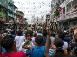 Tensión en las calles de Sri Lanka una semana después de los atentados