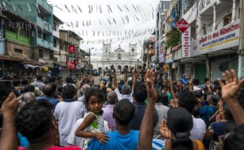 Tensión en las calles de Sri Lanka una semana después de los atentados