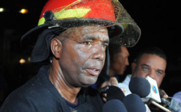 Incendio consume fábrica de velas aromáticas en el sector de Honduras