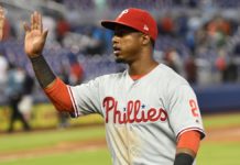 Segura guía a los Phillies en extrainnings