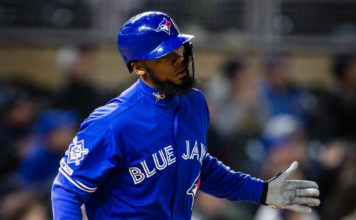 Hernández encabeza remontada de los Azulejos