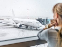 ¿Por qué las aerolíneas hacen que los vuelos duren más tiempo a propósito?