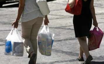 Nueva York prohíbe las bolsas de plástico