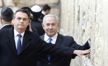 Bolsonaro visita el Muro de los Lamentos con Netanyahu, algo inédito para un jefe de Estado
