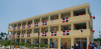 Educación llama estudiantes acudir este lunes a centros educativos tras pausa de Semana Santa