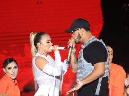 Anuel AA y Karol G llenan el Estadio Quisqueya