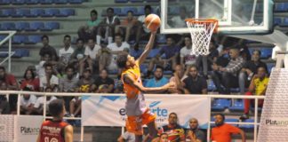 Hoyeros de Santa Ana vencen a los Tiburones de Ribera del Jaya en inicio del Basket Barrial SFM