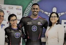 IDFF entrega uniformes a atletas que participarán en varios eventos internacionales de fisiculturismo y fitness