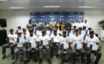 Academia Dominicana de Árbitros de Béisbol realiza primera graduación