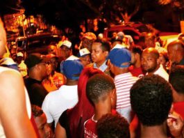 El aspirante a la alcaldía del Distrito Nacional Omar Guevara juramenta decenas de personas en Cristo Rey