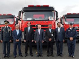 Sistema 911 entrega camión de bomberos al municipio San José de las Matas