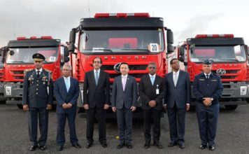 Sistema 911 entrega camión de bomberos al municipio San José de las Matas