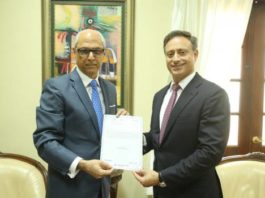 Gobierno recibe título de propiedad acredita al Estado como propietario de Bahía de las Aguilas